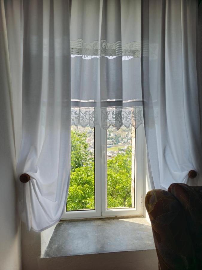 Traditional House Shapllo Gjirokastër Extérieur photo